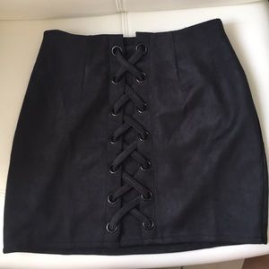 Black skirt. Super cute!